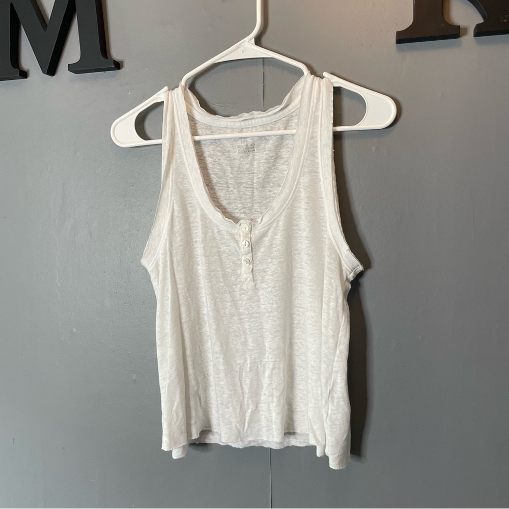 Aerie White Sleeveless Tank Top size small